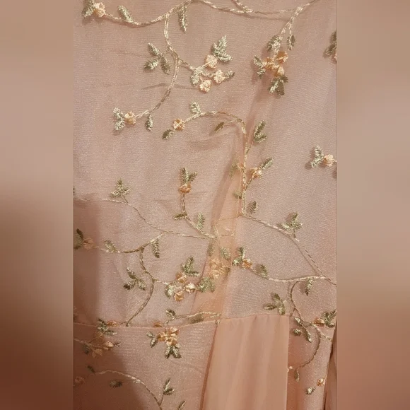 Vintage Modelyn Mesh Embroidered Patchwork Chiffon Flare Sleeve Dress For Women - Picture 7 of 8